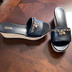 Michael Kors platform size 7